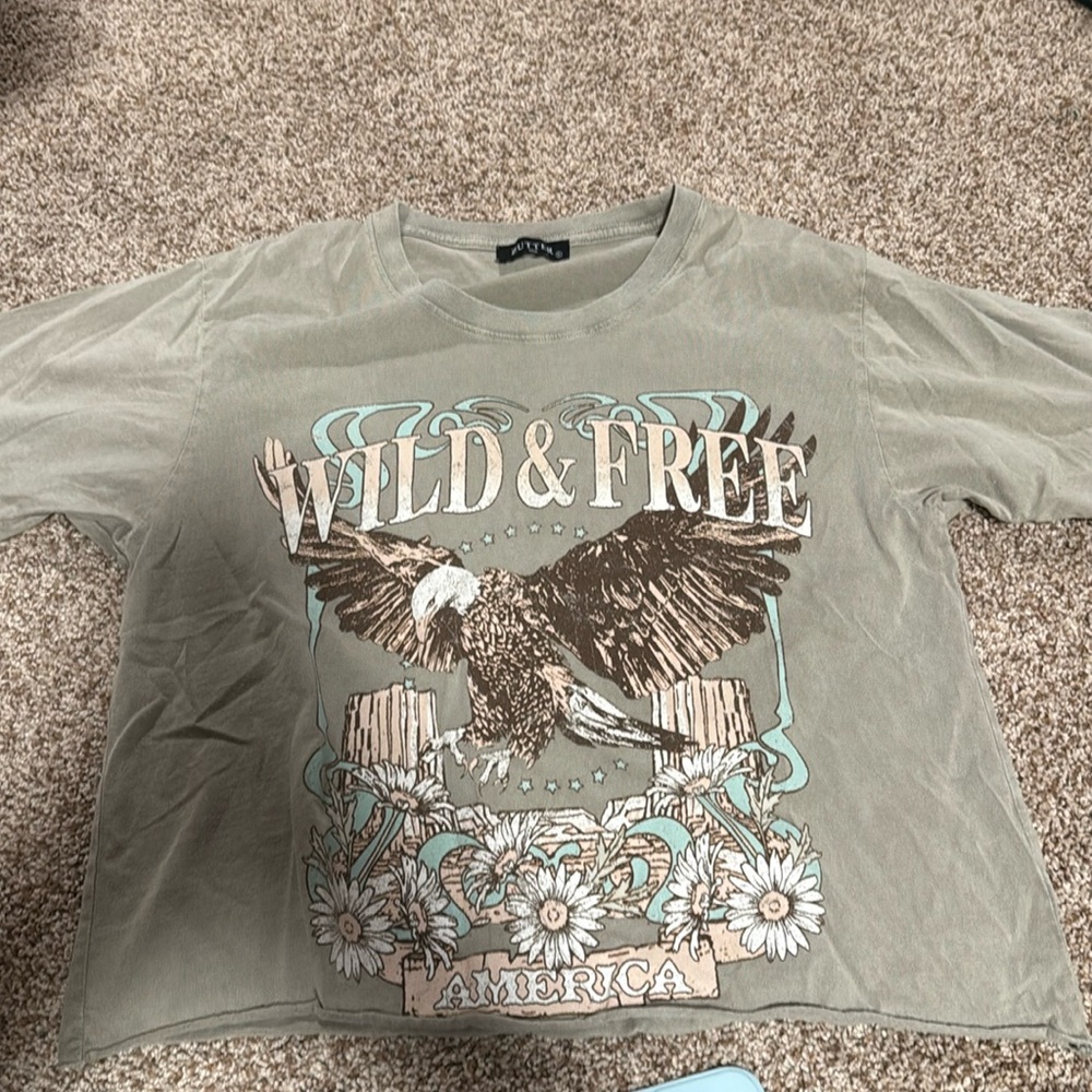 Crop top tee